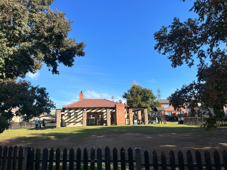 3 Bedroom Property for Sale in Hillside Free State